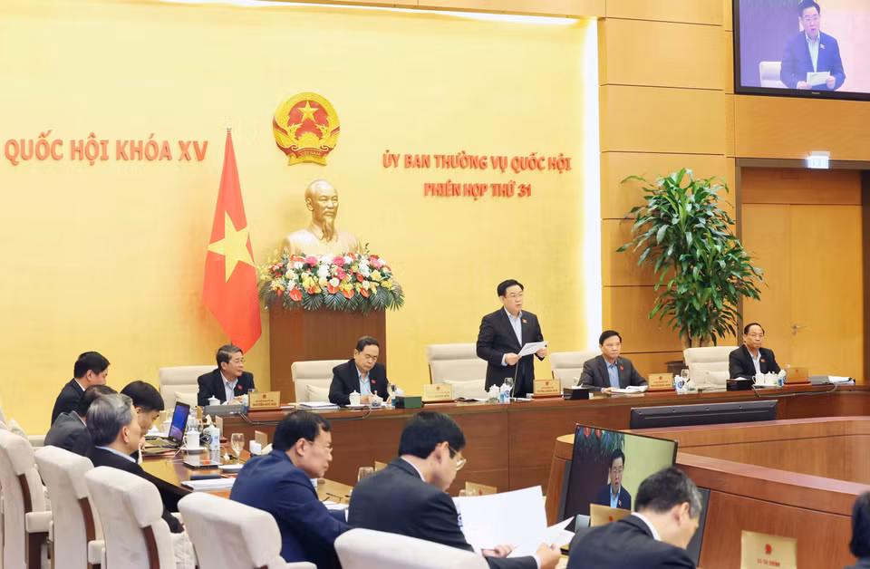 Chủ tịch Quốc hội Vương Đình Huệ phát biểu khai mạc.(Ảnh: Nhan Sáng/TTXVN)