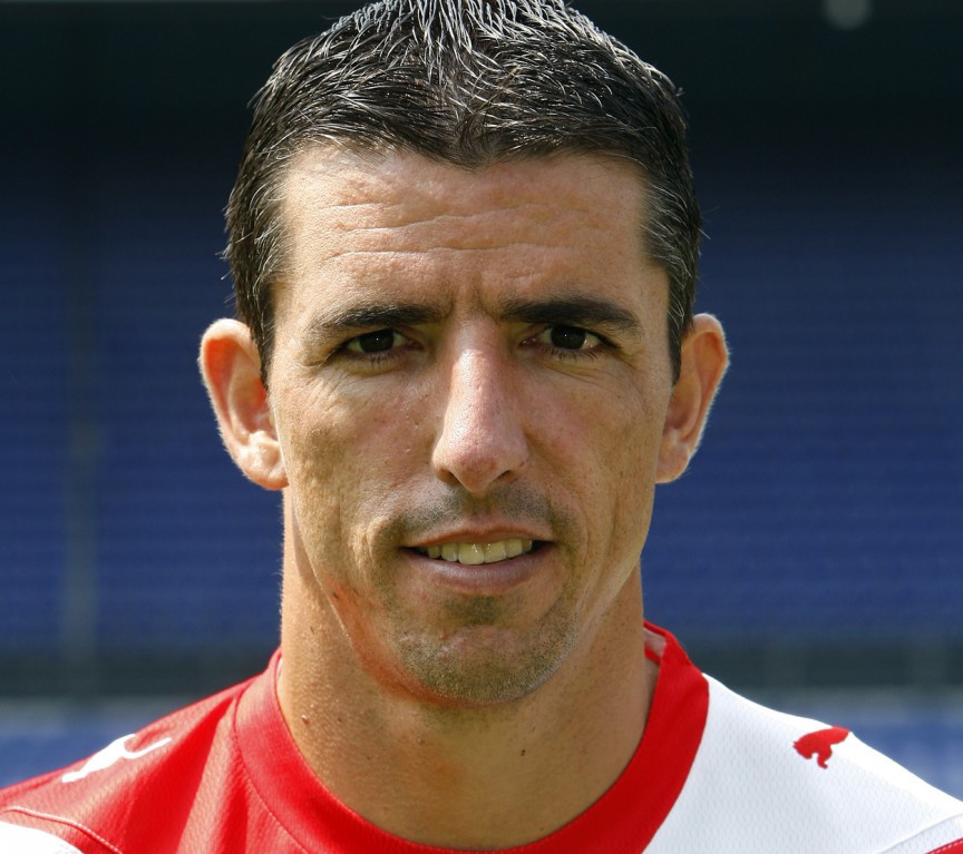 Roy Makaay (Bayern Munich: 10 giây).