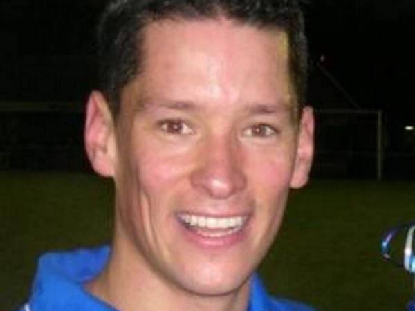 Marc Burrows của Cowes Sport đứng thứ hai trong danh sách ghi bàn, khi chỉ mất đúng 2 giây để làm tung lưới Eastleigh. 