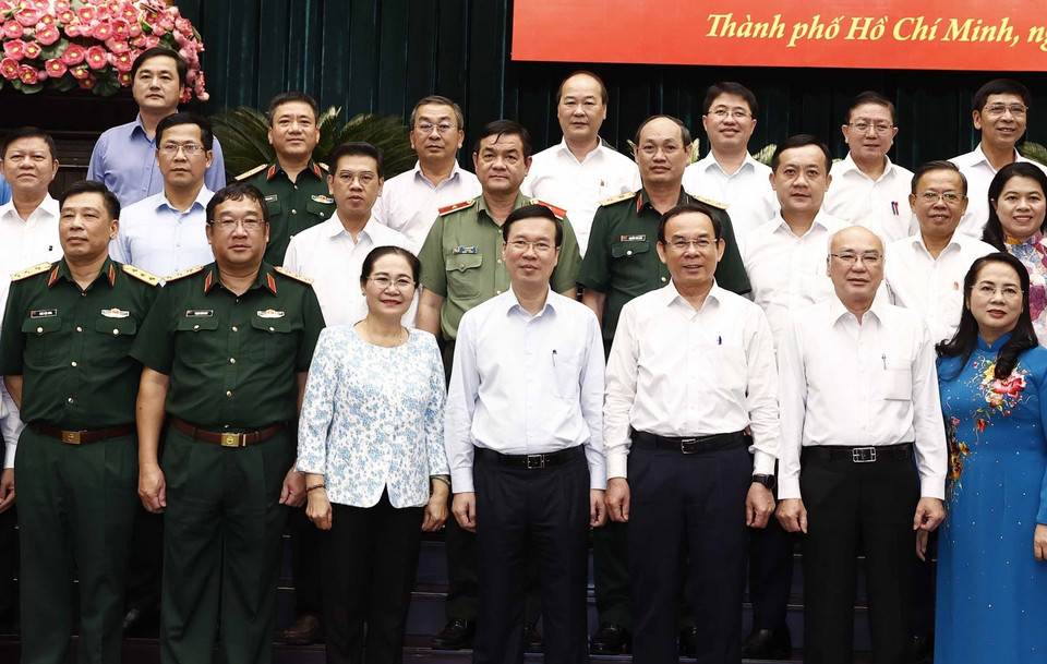 Chủ tịch nước Võ Văn Thưởng với đại biểu dự hội nghị. (Ảnh: Thống Nhất/TTXVN)