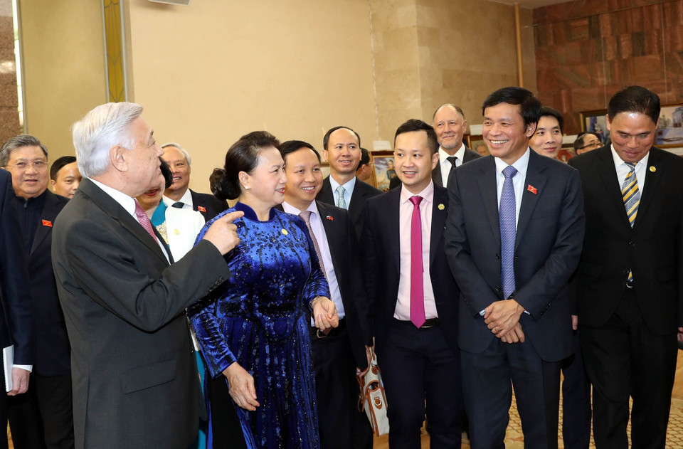 Chủ tịch Quốc hội Nguyễn Thị Kim Ngân tham quan Trụ sở Hội đồng Nhà nước Tatarstan. (Ảnh: Trọng Đức/TTXVN)