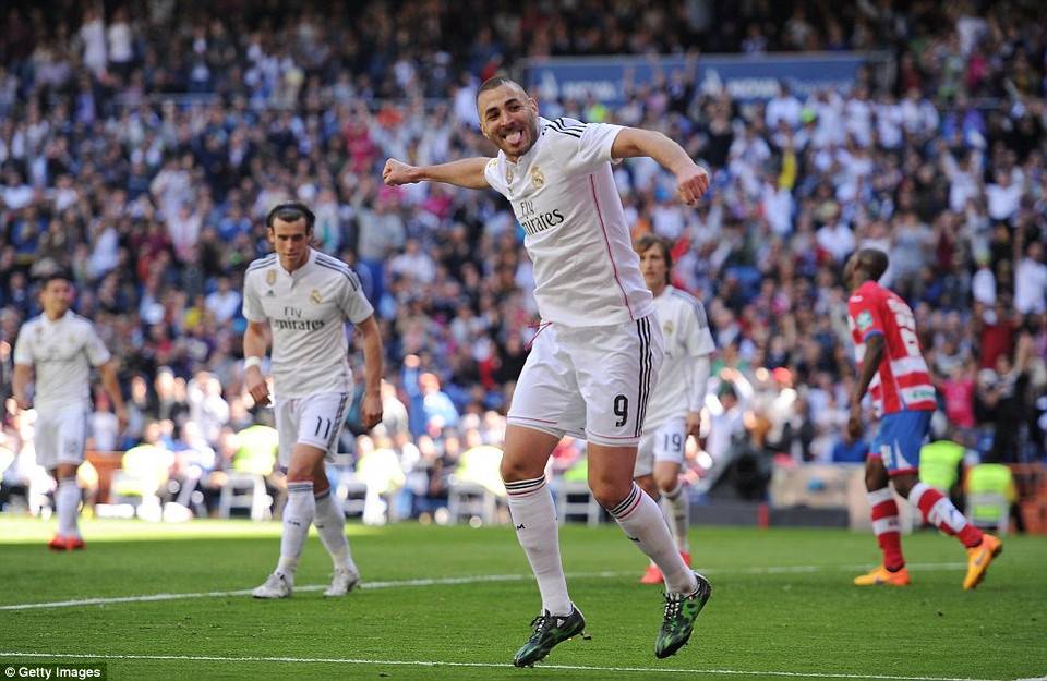 Ngay đầu hiệp 2, Benzema đã đã lên tiếng...