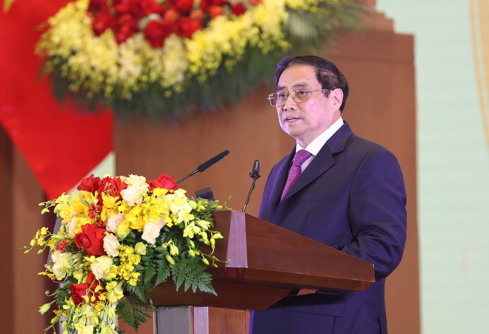 Thủ tướng Phạm Minh Chính chúc mừng Năm mới tới các đại sứ, đại biện, đại diện các cơ quan ngoại giao, các tổ chức quốc tế tại Việt Nam. (Ảnh: Dương Giang/TTXVN)