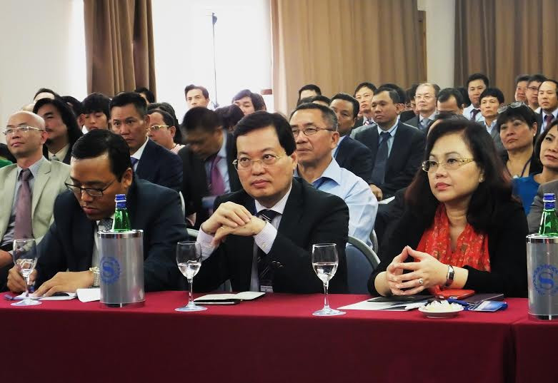 Tham dự Diễn đàn có Đại sứ Việt Nam tại CH Pháp, ông Dương Chí Dũng; Đại sứ Việt Nam tại CHLB Đức, bà Nguyễn Hoàng Anh. (Ảnh: Quang Thanh/Vietnam+)