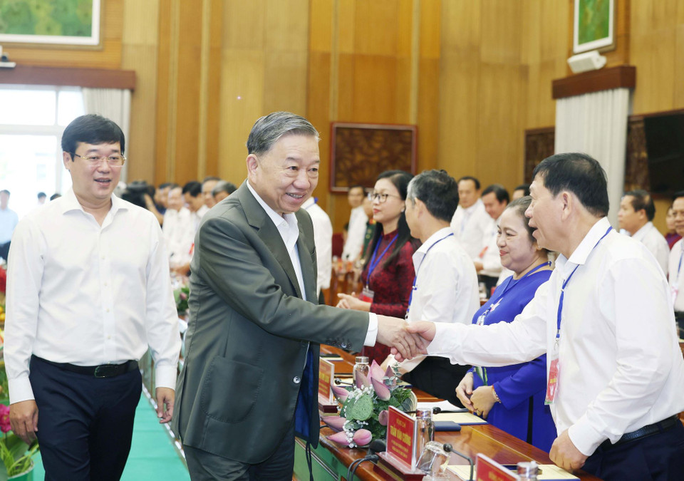 Tổng Bí thư Tô Lâm với các đại biểu. (Ảnh: Thống Nhất/TTXVN)