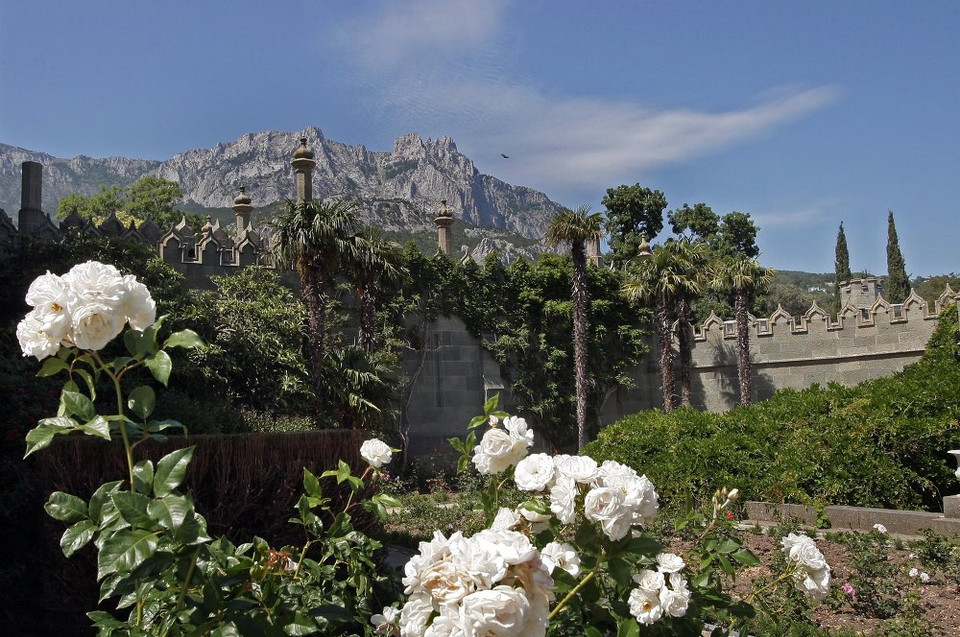 Điểm nhấn của cung điện Vorontsov là các công viên liền kề với 40ha cây xanh. (Nguồn: Sputnik)