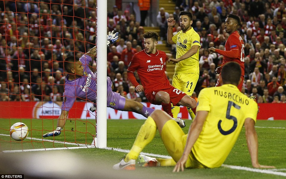 Chơi hơn người, Liverpool có bàn ấn định chiến thắng 3-0 ở phút 81