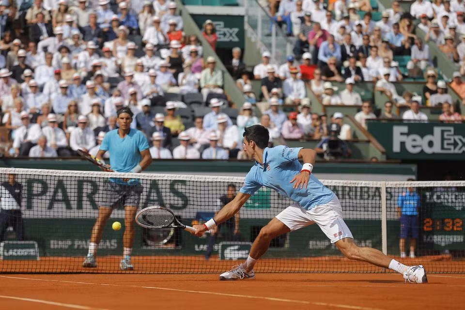 Djokovic đã vượt qua Nadal ở Monte Carlo, nhưng Paris thì không