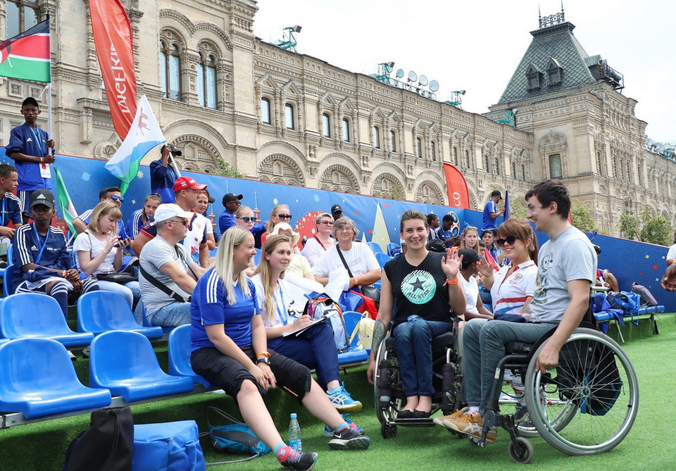 Ngày 30/6, đoàn Việt Nam tham dự Lễ hội Bóng đá vì Hy vọng do FIFA tổ chức trong khuôn khổ World Cup 2018 đã tham dự cuộc thi bóng đá 3, hoạt động trọng tâm của Lễ hội. (Ảnh: Phạm Văn Thắng/TTXVN)