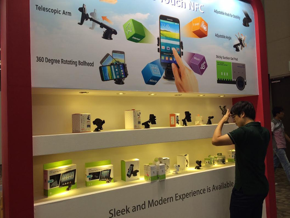 Thiết bị đa chức năng cho điện thoại, máy tính bảng.