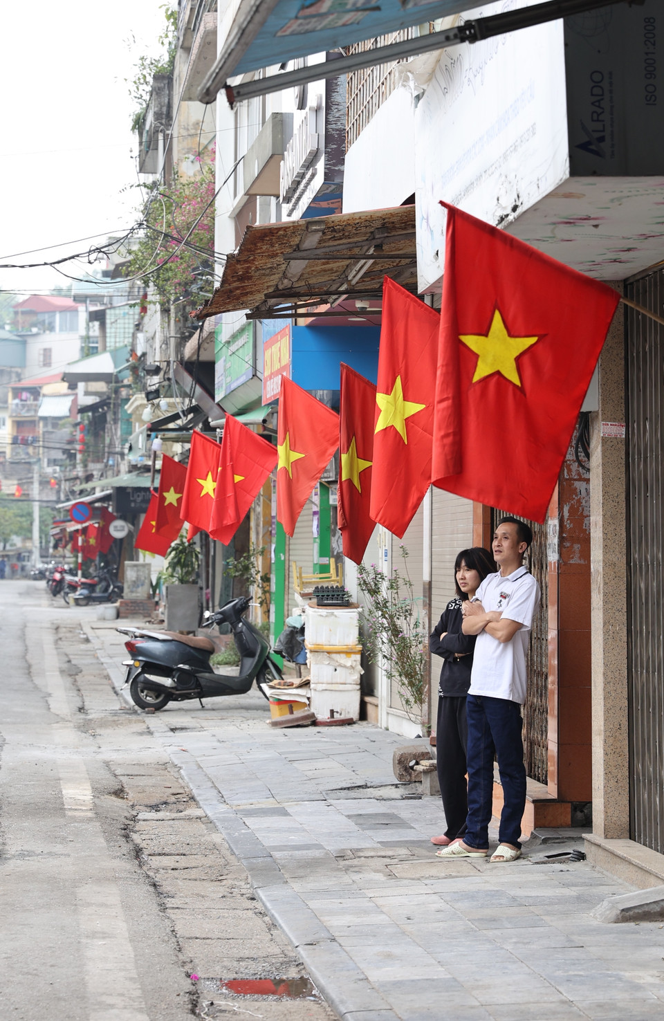Mọi người đều hy vọng trong năm mới, những đều tốt lành sẽ đến. (Ảnh: Minh Hiếu/Vietnam+)