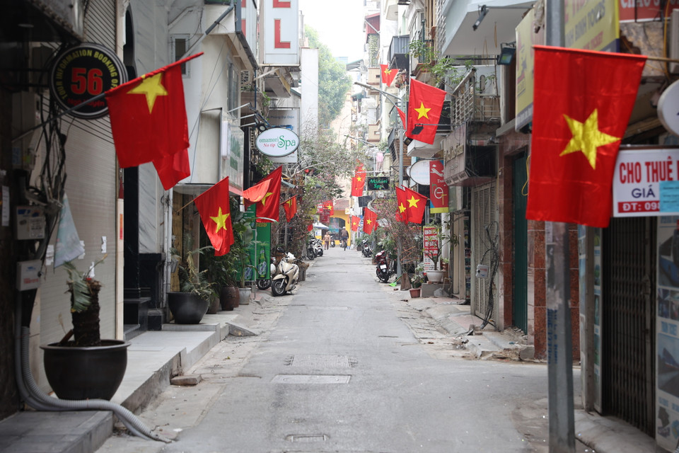 Từ nhà ra ngõ, nơi nào cũng vắng vẻ, yên bình đến lạ. (Ảnh: Minh Hiếu/Vietnam+)