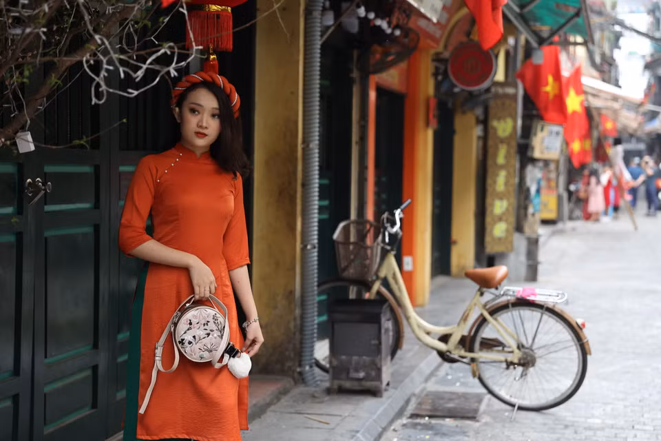Thời tiết không quá lạnh là điều kiện hợp lý để chụp ảnh ngoài trời. (Ảnh: Minh Hiếu/Vietnam+)