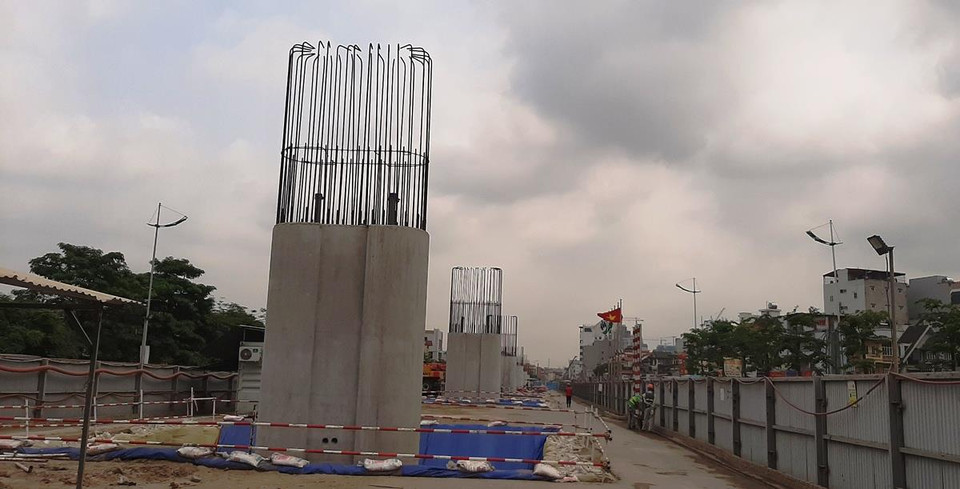 Toàn tuyến đường dài 5,3km sẽ có 119 thân trụ. (Ảnh: Việt Hùng/Vietnam+)