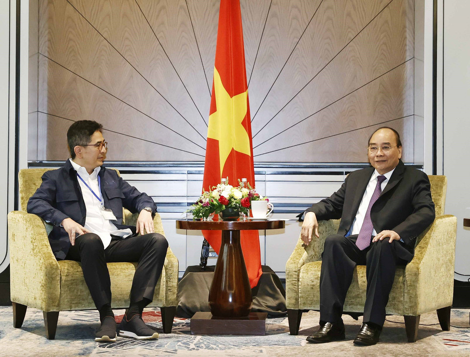 Chủ tịch nước Nguyễn Xuân Phúc tiếp Chủ tịch Phòng Thương mại và Công nghiệp Indonesia Arsjad Rasjid. (Ảnh: Thống Nhất/TTXVN)