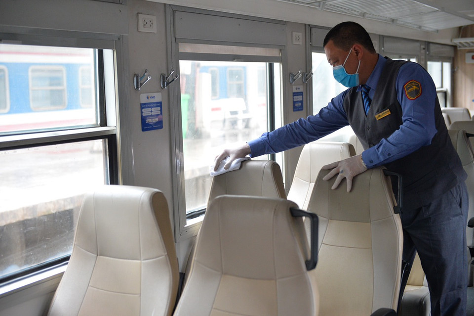 ...và cả ghế ngồi hành khách. (Ảnh: Việt Hùng/Vietnam+)