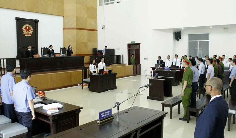 Quang cảnh phiên xét xử. (Ảnh: Lâm Khánh/TTXVN)