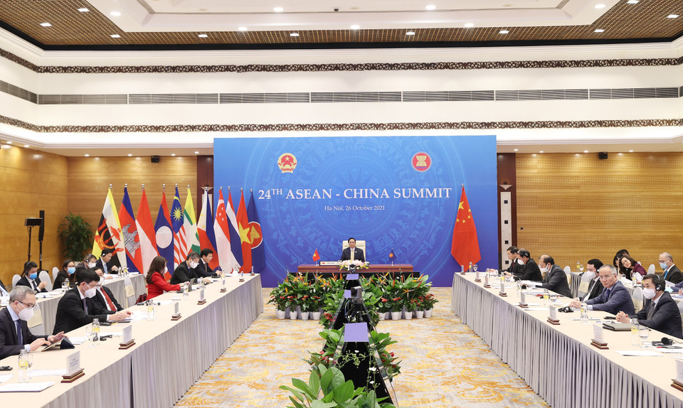 Hội nghị cấp cao ASEAN-Trung Quốc lần thứ 24 tại điểm cầu Hà Nội. (Ảnh: Dương Giang/TTXVN)