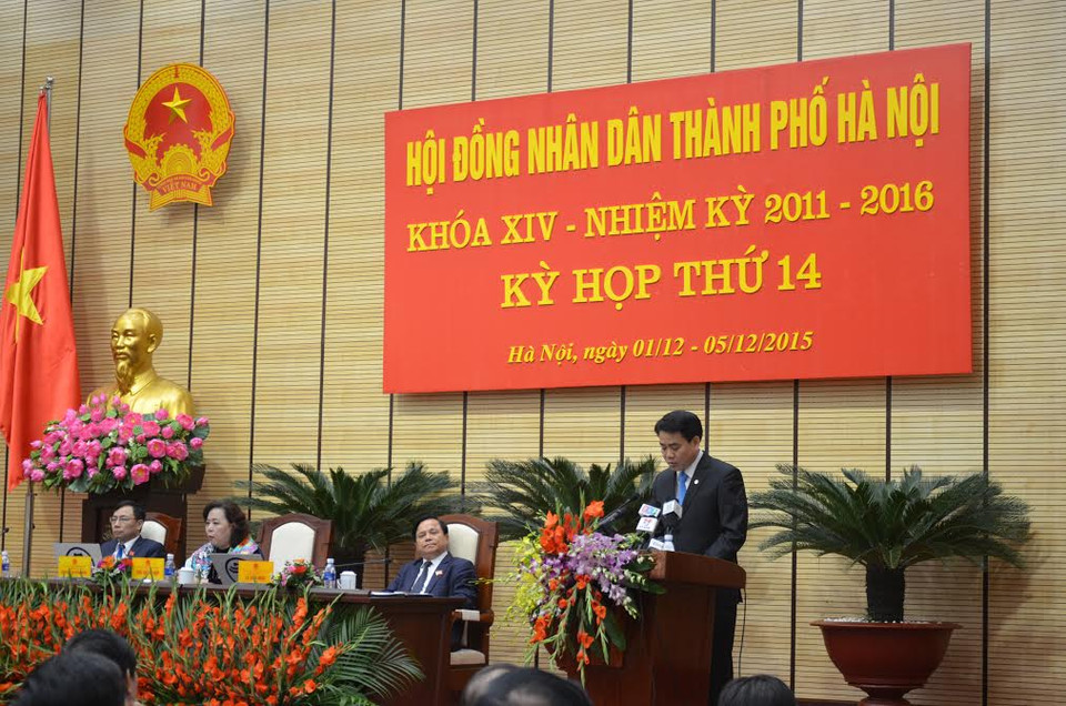 Ông Nguyễn Đức Chung phát biểu sau khi được bầu làm Chủ tịch UBND thành phố Hà Nội. (Ảnh: Nguyễn Văn Cảnh/Vietnam+)