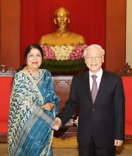 Tổng Bí thư Nguyễn Phú Trọng tiếp Chủ tịch Quốc hội Shirin Shamin Chaudhury thăm chính thức Việt Nam (Hà Nội, 23/7/2017). (Ảnh: Trí Dũng/TTXVN)