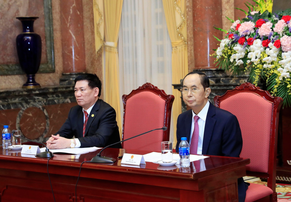 Chiều 19/9, tại Phủ Chủ tịch, Chủ tịch nước Trần Đại Quang tiếp Trưởng đoàn các Cơ quan Kiểm toán tối cao châu Á nhân dịp tham dự Đại hội Tổ chức các Cơ quan Kiểm toán tối cao châu Á (ASOSAI) lần thứ 14. (Ảnh: TTXVN)