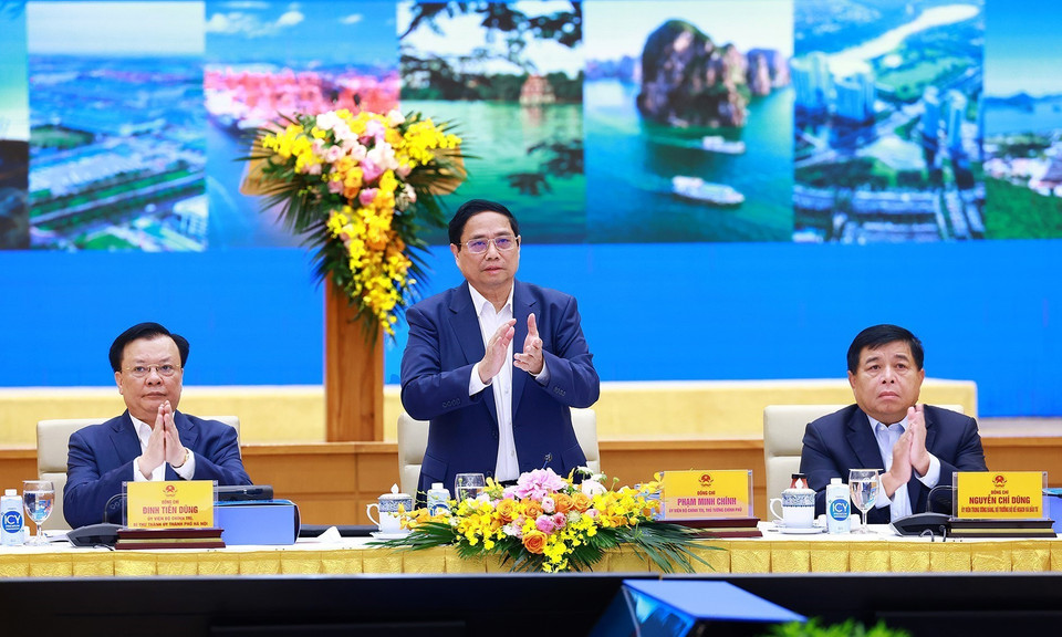 Thủ tướng Phạm Minh Chính chủ trì hội nghị. (Ảnh: Dương Giang/TTXVN)