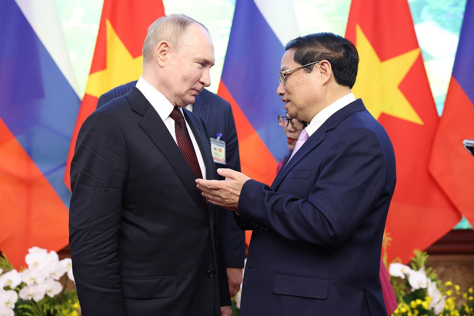 Thủ tướng Phạm Minh Chính hội kiến Tổng thống Liên bang Nga Vladimir Putin. (Ảnh: Dương Giang/TTXVN)