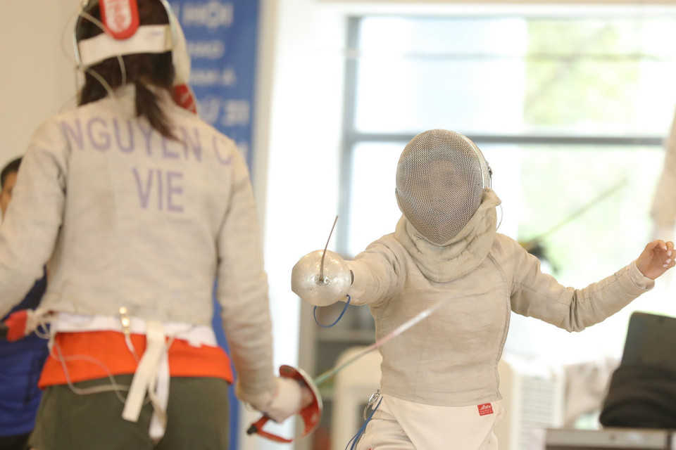 Các vận động viên nỗ lực tập luyện hướng tới đạt mục tiêu tốt nhất tại SEA Games 32. (Ảnh: Minh Quyết/TTXVN)