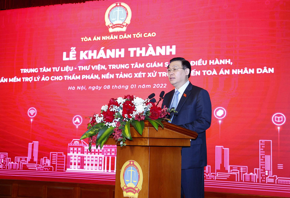 Hình ảnh Chủ tịch Quốc hội Vương Đình Huệ phát biểu tại lễ khánh thành. (Ảnh: Doãn Tấn/TTXVN)