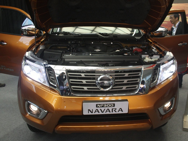 NP300 Navara có động cơ dẫn đầu về công suất và mômen xoắn cực đại trong phân khúc bán tải sử dụng động cơ Diesel 2.5 lít. (Ảnh: Việt Hùng/Vietnam+)