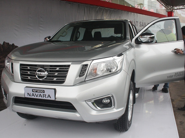 Phiên bản Nissan Navara màu bạc. (Ảnh: Việt Hùng/Vietnam+)
