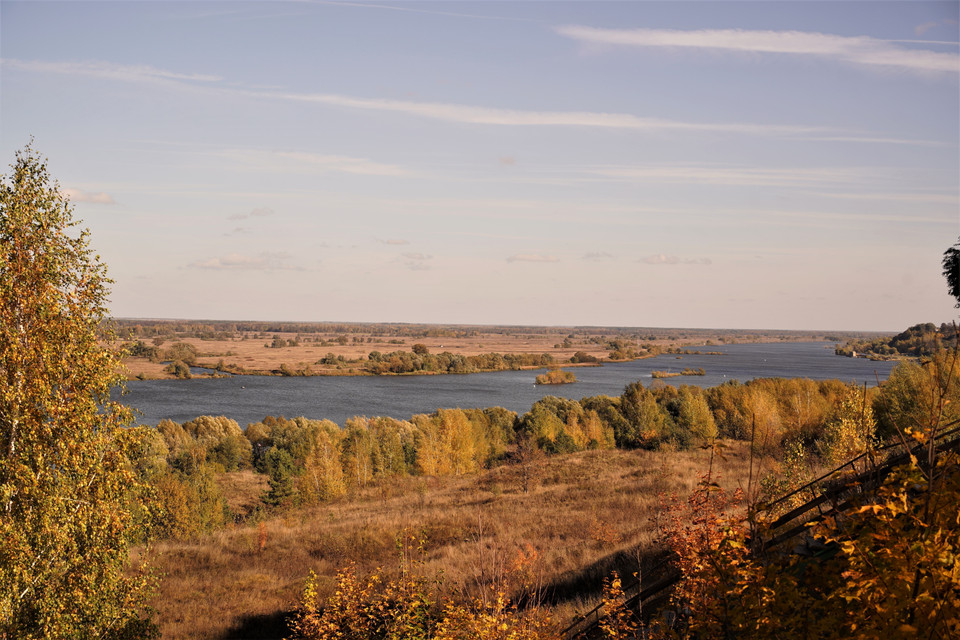 Sông Oka, niềm cảm hứng của nhà thơ. (Ảnh: Duy Trinh/TTXVN)