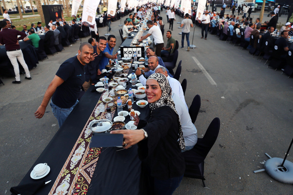 Bữa tiệc này được tổ chức nhằm quảng bá về Thủ đô hành chính mới của Ai Cập, đã được khởi công xây dựng từ năm 2015 trên diện tích 714km2. (Ảnh: THX/TTXVN)