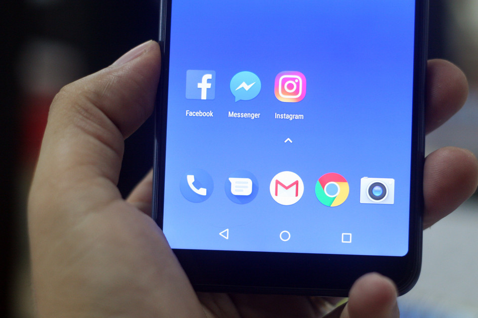 ZenFone Max Pro là smartphone đầu tiên của Asus dùng hệ điều hành Android thuần túy và phiên bản 8.1 mới nhất với giao diện linh hoạt.