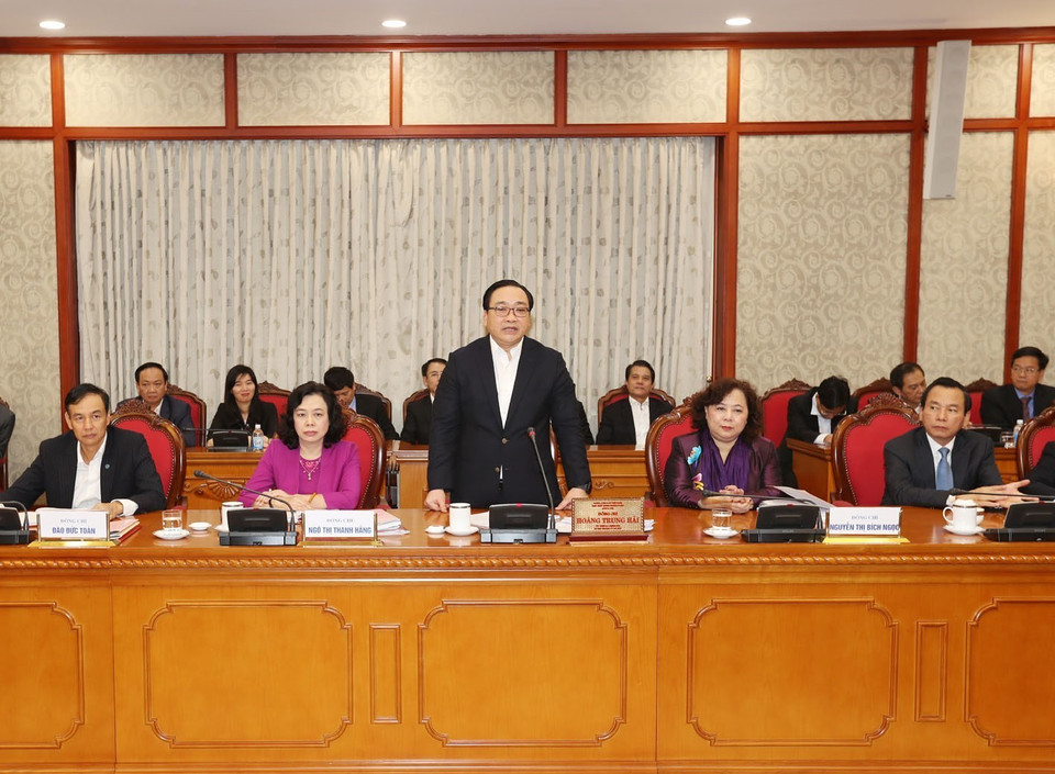 Đồng chí Hoàng Trung Hải, Ủy viên Bộ Chính trị, Bí thư Thành ủy Hà Nội phát biểu tại buổi làm việc. (Ảnh: Trí Dũng/TTXVN)