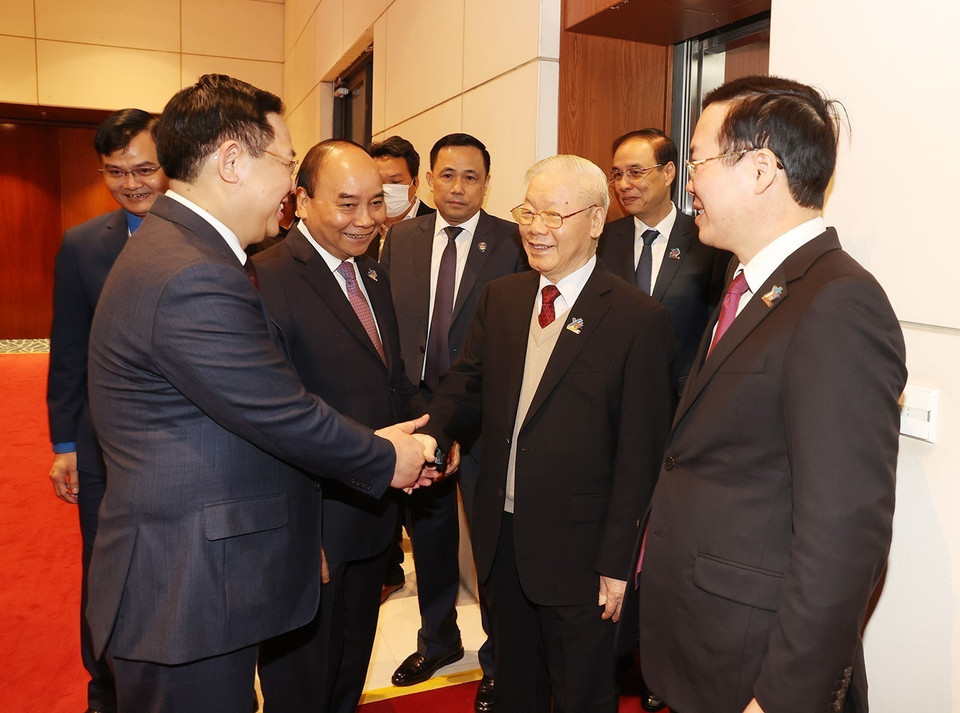 Tổng Bí thư Nguyễn Phú Trọng với các vị lãnh đạo đạo Đảng, Nhà nước dự lễ khai mạc. (Ảnh: Trí Dũng/TTXVN)