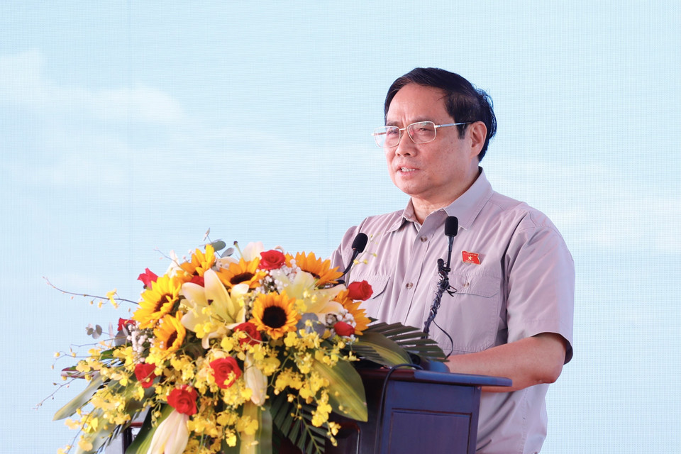 Thủ tướng Phạm Minh Chính phát biểu tại lễ khởi công. (Ảnh: Dương Giang/TTXVN)