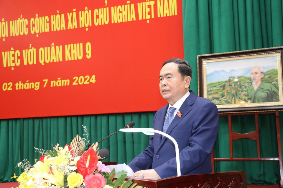 Chủ tịch Quốc hội Trần Thanh Mẫn phát biểu tại buổi làm việc.(Ảnh: Ngọc Thiện/TTXVN)