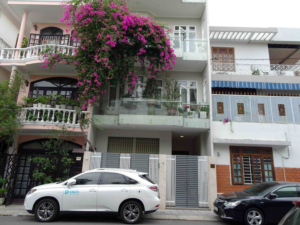 Nhà riêng nguyên Chủ tịch thành phố Đà Nẵng, ông Văn Hữu Chiến tại đường Ba Đình, quận Hải Châu.(Ảnh: Lê Lâm/TTXVN)