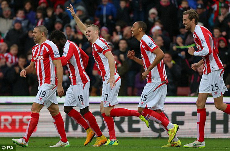 ... mang lợi thế về cho Stoke City.