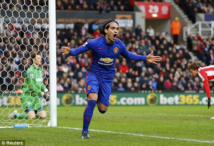 ... do công của Radamel Falcao. Đây cũng là pha lập công thứ 3 của anh cho Quỷ đỏ.