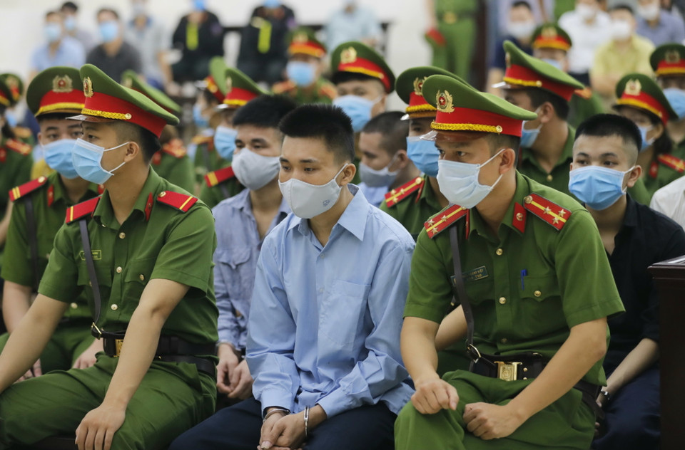 Sáng 7/9, tại Hà Nội, Tòa án nhân dân thành phố Hà Nội mở phiên tòa xét xử sơ thẩm vụ án 'Giết người' và 'Chống người thi hành công vụ' xảy ra tại thôn Hoành (xã Đồng Tâm, huyện Mỹ Đức, Hà Nội). (Ảnh: Doãn Tấn/TTXVN)