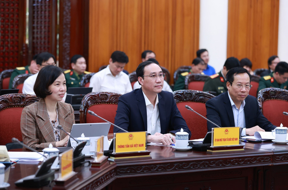 Các thành viên Ban Chỉ đạo tham dự phiên họp. (Ảnh: Dương Giang/TTXVN)