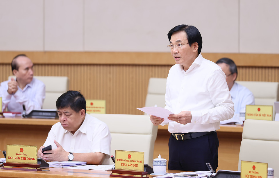 Bộ trưởng, Chủ nhiệm Văn phòng Chính phủ Trần Văn Sơn phát biểu. (Ảnh: Dương Giang/TTXVN)