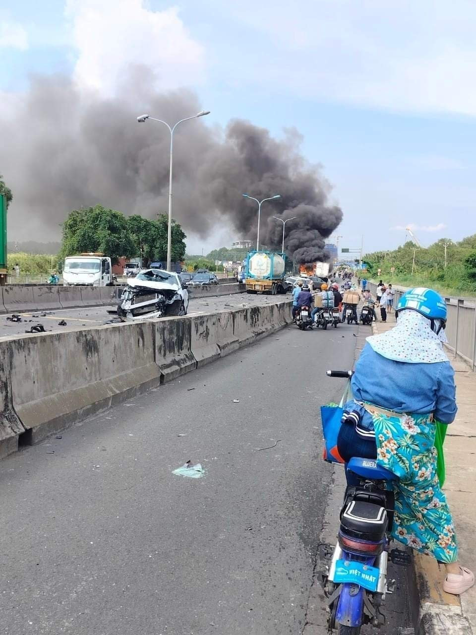 Hiện trường vụ tai nạn. (Ảnh: TTXVN phát)