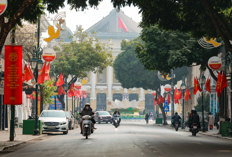 Hôm nay đã là 30 Tết, ngày cuối cùng của năm Nhâm Dần. Phố phường Hà Nội đang dần trở nên bình yên, vắng vẻ hơn thường ngày. (Ảnh: Minh Hiếu/Vietnam+)