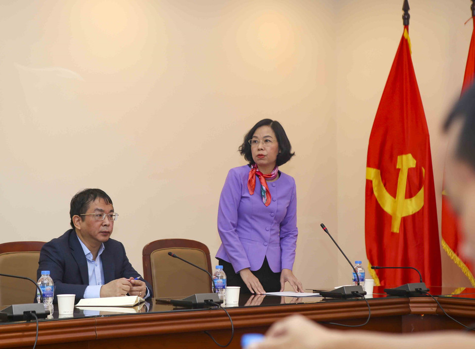 Bà Vũ Việt Trang, Tổng giám đốc, Chủ tịch Hội đồng Nghiên cứu Phát triển TTXVN phát biểu. (Ảnh: Tuấn Đức/TTXVN)