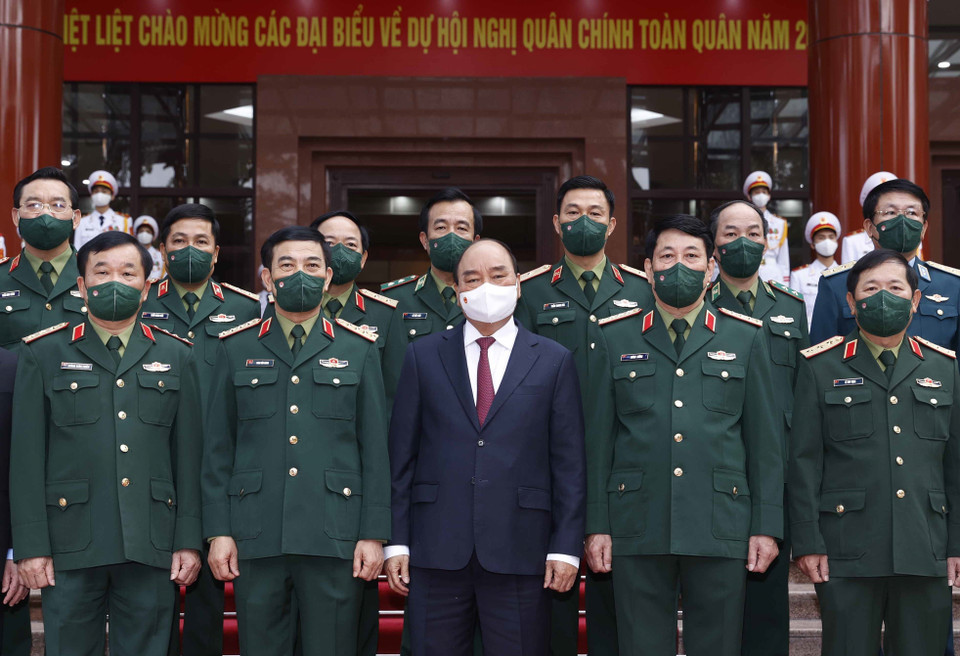 Hình ảnh Chủ tịch nước Nguyễn Xuân Phúc với các đại biểu dự hội nghị. (Ảnh: Thống Nhất/TTXVN)