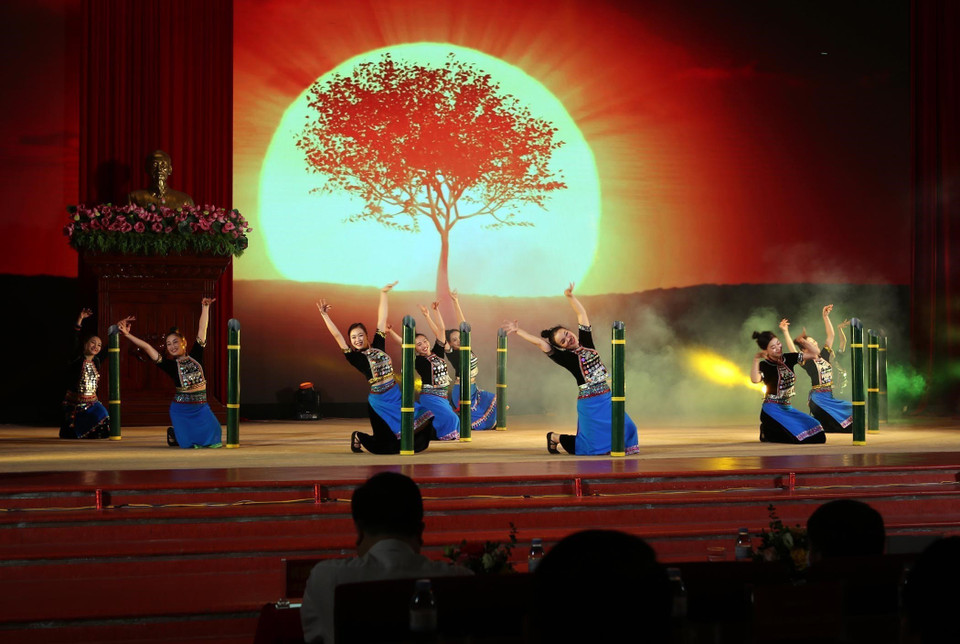 Các đoàn này thuộc 13 tỉnh: Lai Châu, Cao Bằng, Thái Nguyên, Điện Biên, Hà Giang, Lào Cai, Yên Bái, Tuyên Quang, Sơn La, Nghệ An, Hà Tĩnh, Quảng Bình và Kon Tum. (Ảnh: Quý Trung/TTXVN)