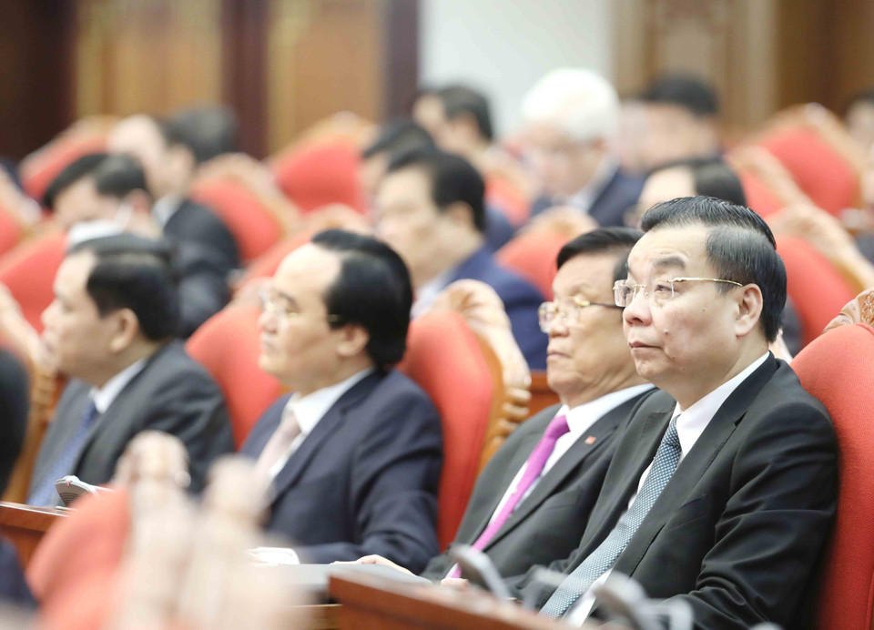 Các đồng chí Ủy viên Trung ương Đảng dự hội nghị. (Ảnh: Phương Hoa/TTXVN)